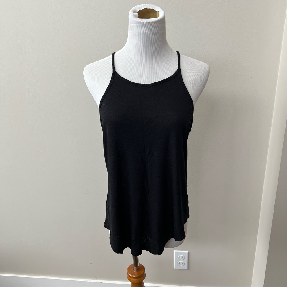 black tank